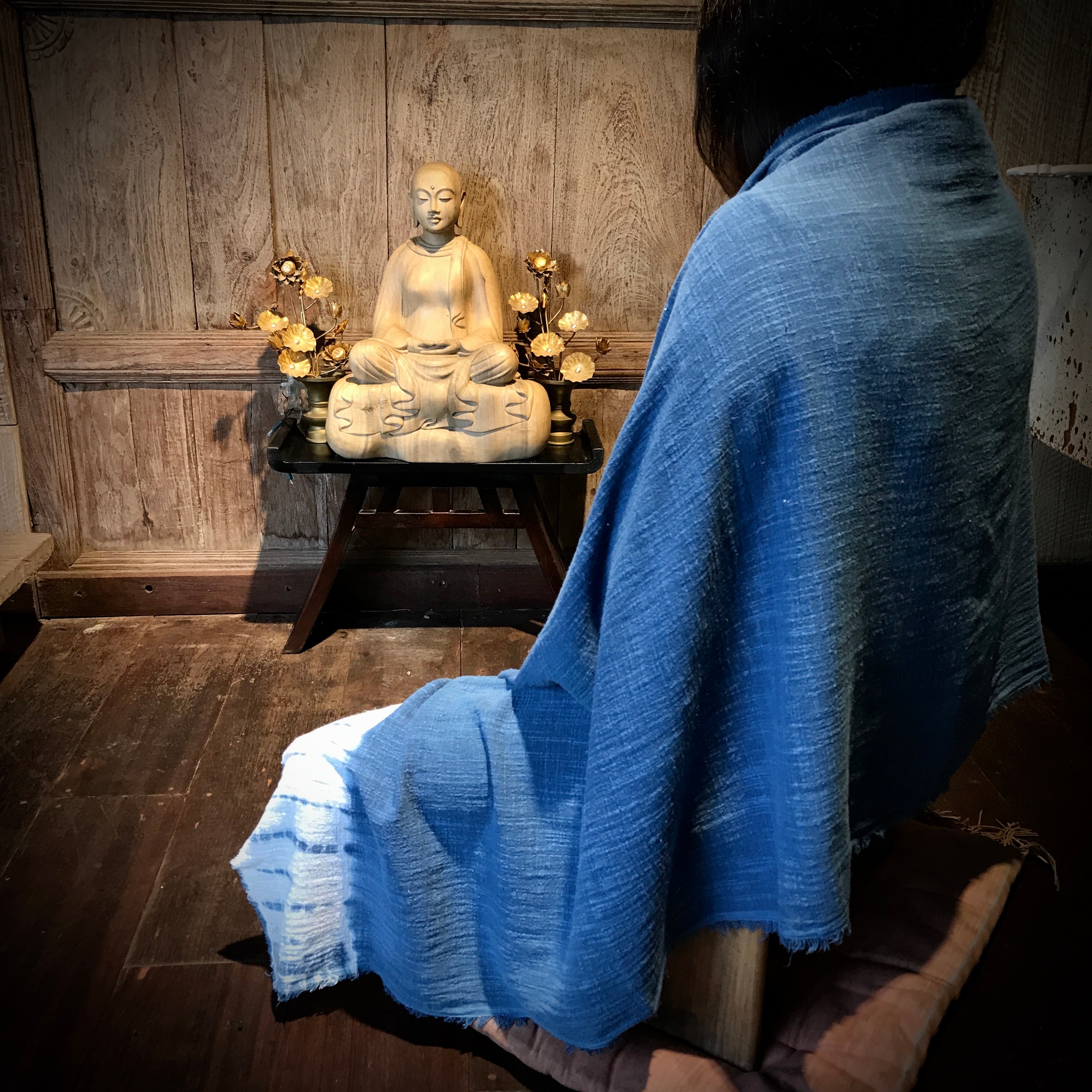 Handwoven, Natural Dye Indigo Shaburi Meditation Shawl – GARDEN OF